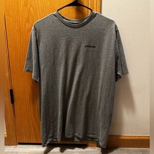 Patagonia Men's Gray T-Shirt